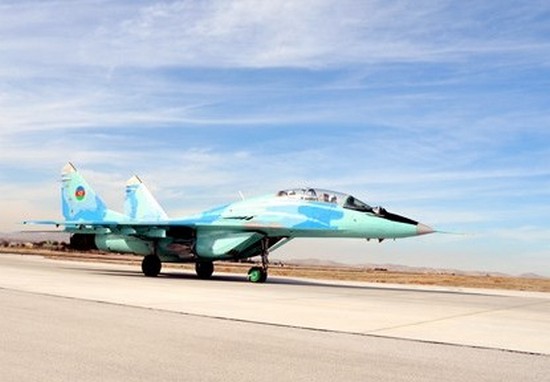 Азербайджан перебросил в Турцию истребители МиГ-29 и штурмовики Су-25